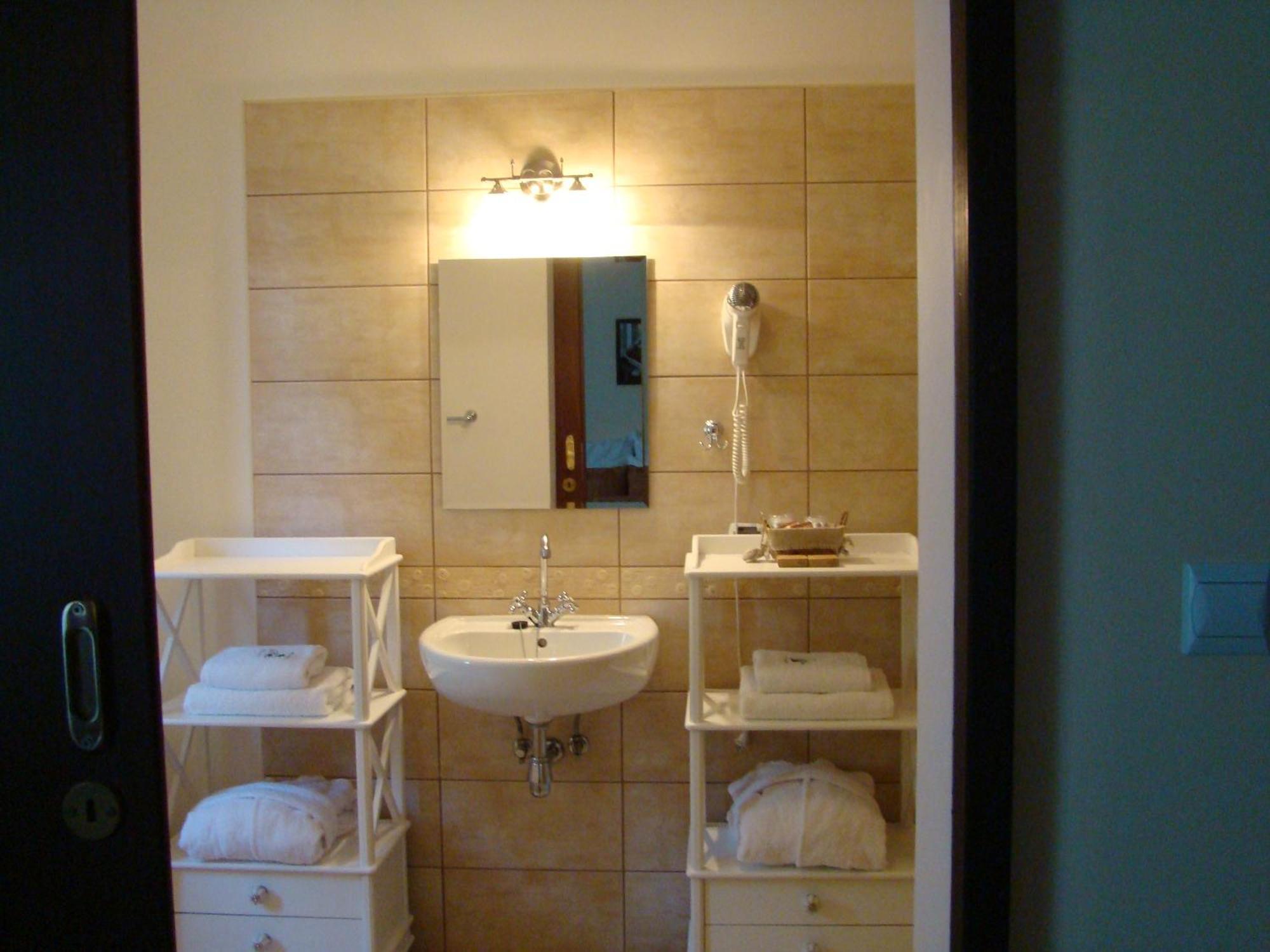 Bed and Breakfast Bobrowa Dolina Ryn  Habitación foto